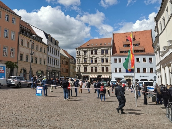 Die AfD am 1. Mai 2020 auf dem Pirnaer Markt
